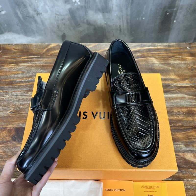 Louis Vuitton Low Shoes